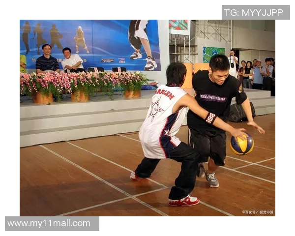 深圳篮球队边路渗透革新探索新战术提升球队整体实力与竞争力